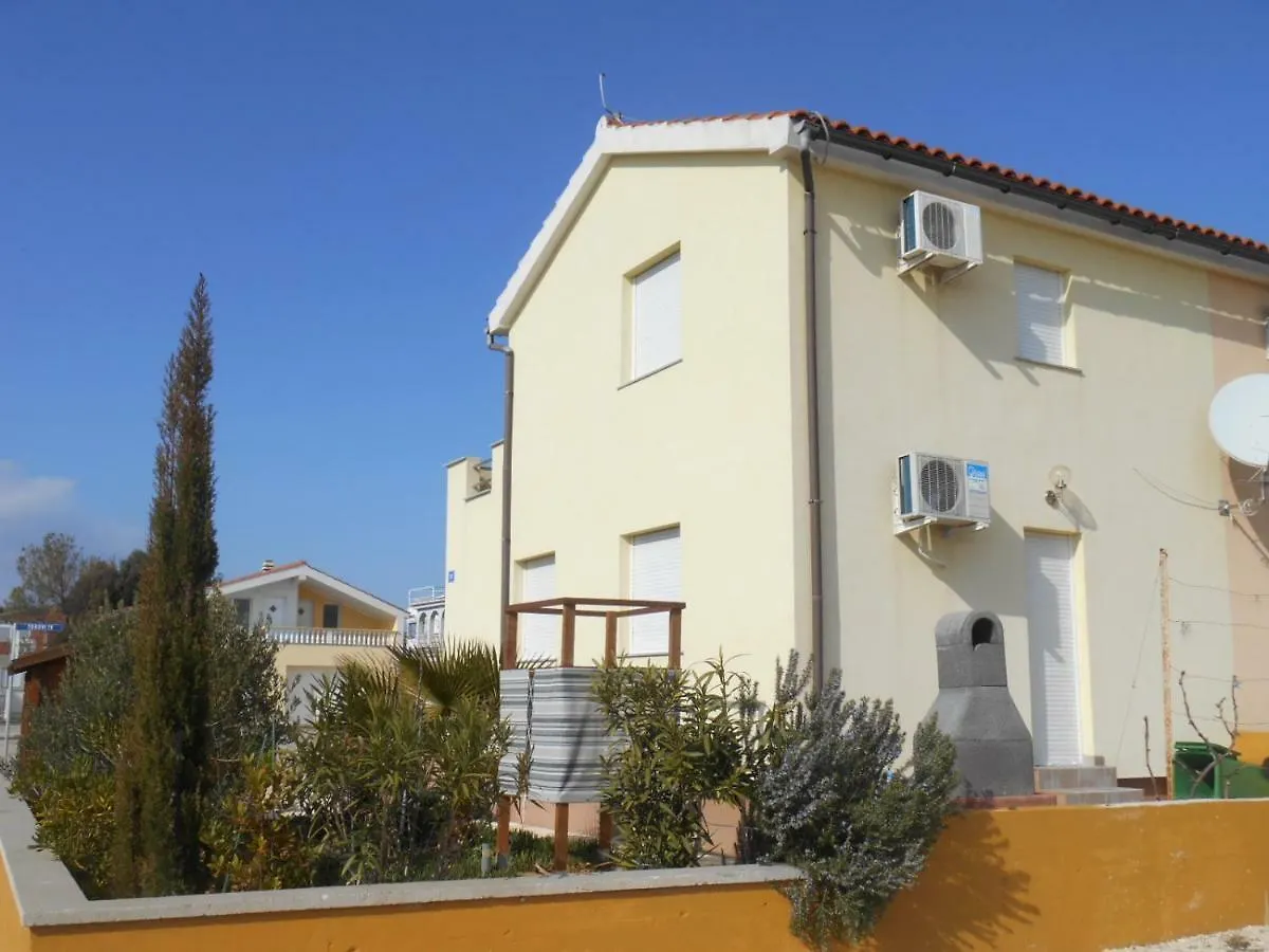 Holiday home Casa Brigitte Villa Vir Croatia